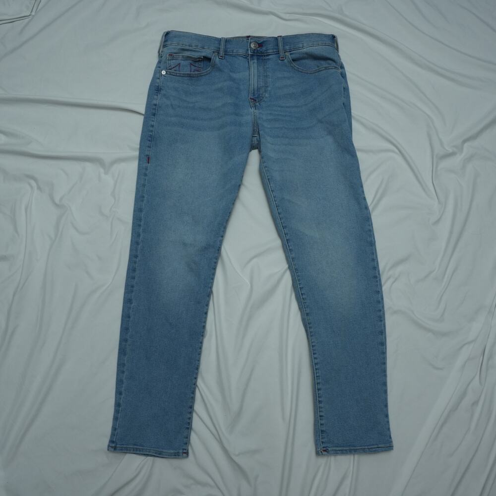 True Religion Geno Relaxed Slim Jeans Mens 34 Light Wash Red Stitch
